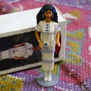 RARE Vintage 1996 Native American Barbie, "Dolls of the World" Keepsake Ornament